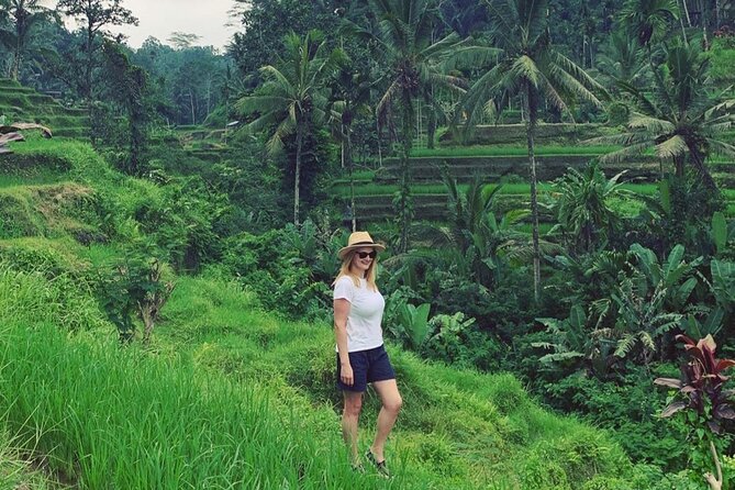 Ubud Tour - Ubud Highlight - Private Tour All inclusive - The Sacred Monkey Forest brings nature and caution