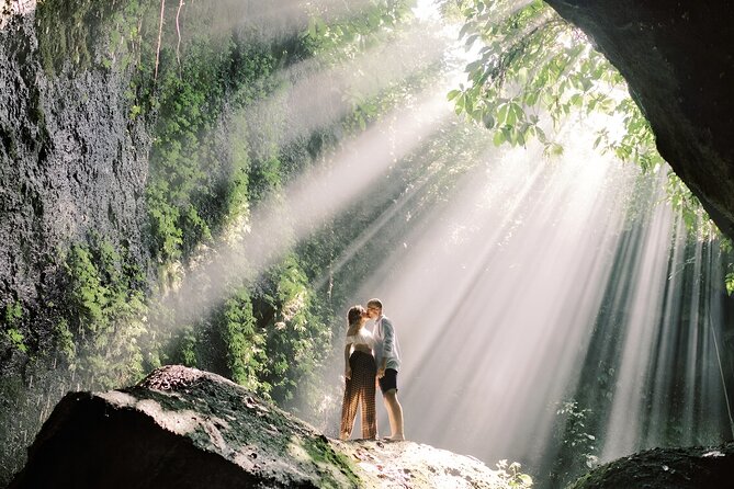 Ubud Tour with Monkey Forest Waterfalls Temples and More - What your guide and vehicle add