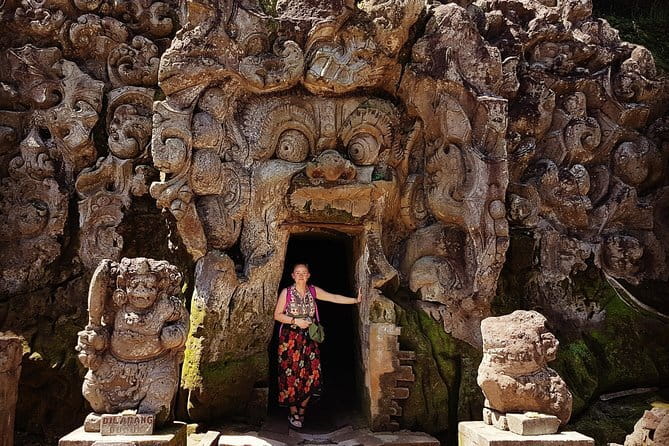 Ubud Yoga, Open Chakra Healing and Temple Spiritual Cleansing - Transport, timing, and the value of a private vehicle
