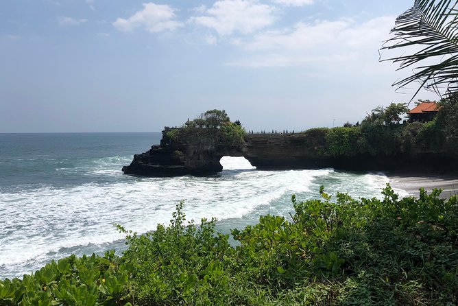 Ulun Danu Bratan Temple with Tanah Lot Sunset - Timing, rain, and what to bring