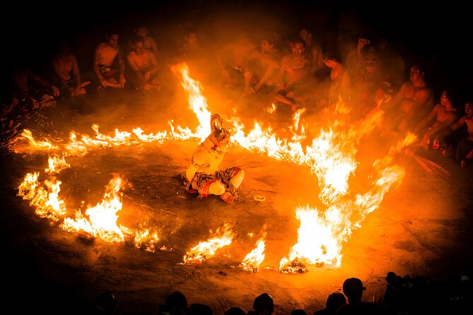 Uluwatu Sunset Trip with Kecak Dance Show and Jimbaran Dinner - Who should book this Uluwatu tour