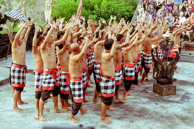 Uluwatu Temple And Fire Dance Tour - Why the 2 pm start works well for Uluwatu