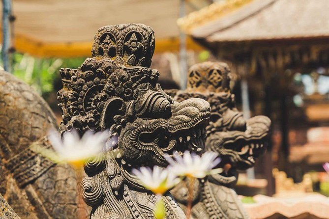Uluwatu Temple & Kecak Fire Dance Tour - What happens during the Kecak Fire Dance