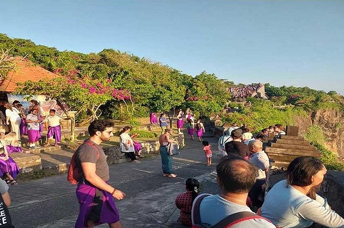 Uluwatu Temple with Sunset Tours - The guide can shape the evening