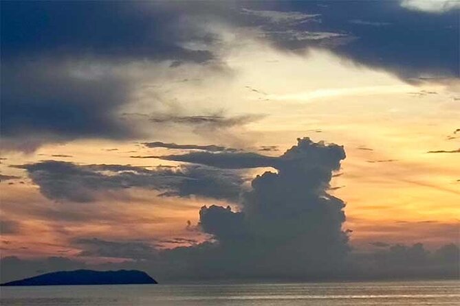 Uluwatu Temple with Sunset Tours - Jimbaran Bay and the extra cost of dinner
