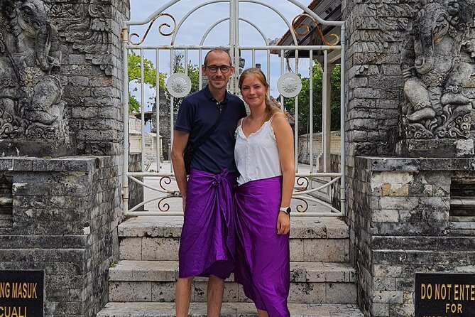 Uluwatu tour & Balinese kecak dance - Melasti Beach: another coastal pause