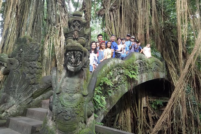 Wonderful Bali In 3 Days Private Tour - Day 3: beaches, Uluwatu, dance, and Jimbaran dinner