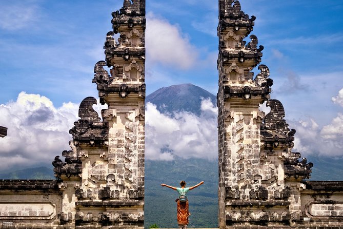Wonderful Bali In 3 Days Private Tour - Day 2: East Bali’s palaces and the Gates of Heaven
